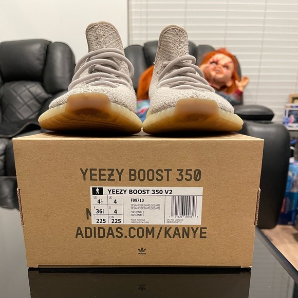 Yeezy Adidas Boost 350 V2 Sesame - Picture 5 of 5